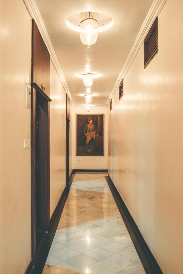 Hide-In Udaipur - A Lake View Boutique Hotel Экстерьер фото